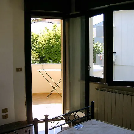 Giordana Apartment *
